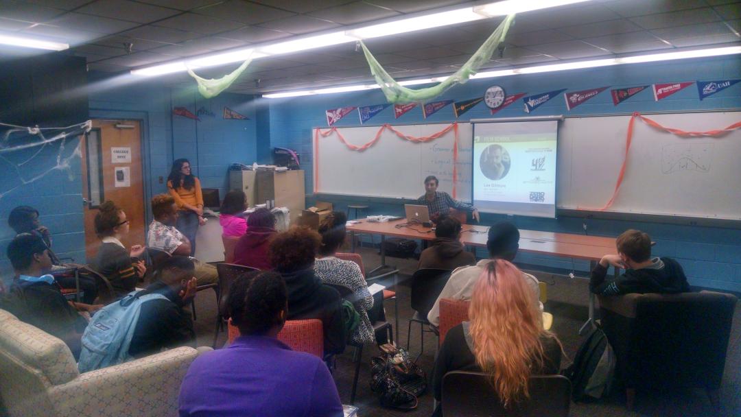 panthersart's tweet photo. So awesome to see Ss engaged in @watkinscollege presentation @MarthaOBryanCtr #collegezone s/o TracyPecher #artober https://t.co/JxUZ0RvBH6