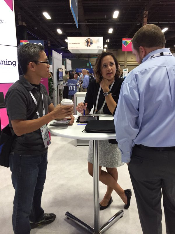 netec's tweet photo. Muy contento el equipo Global Knowledge EUA presente en #ibminsight https://t.co/Svvd3Bf9rF