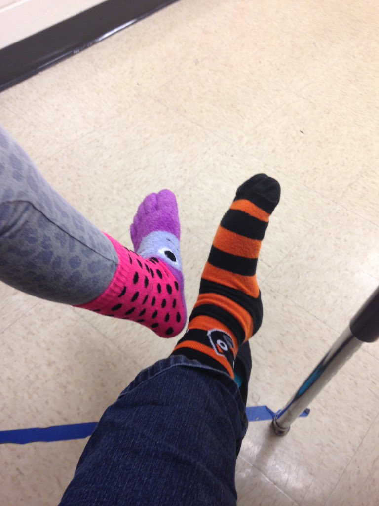 Ivers1127's tweet photo. Red Ribbon Week #clarkcreekSTEM https://t.co/gvA6c4uIDm