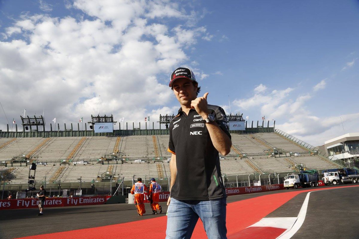 escuderiatelmex's tweet photo. ¡Así vivieron @SChecoPerez y @EstebanGtz el primer día de actividades en el AHR! #MéxicoGP #ATodaVelocidad https://t.co/4rLXoZ7oIP