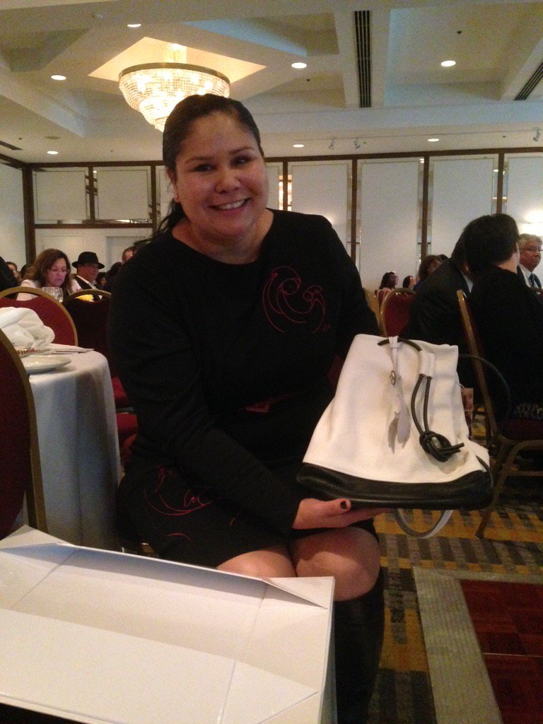 SheNativeGoods's tweet photo. @moshoesbaby is honoured with a #SheNative weekender bucket bag at #cando2015 on behalf of @StanWesley! #awwww https://t.co/j9IOgbmlnB