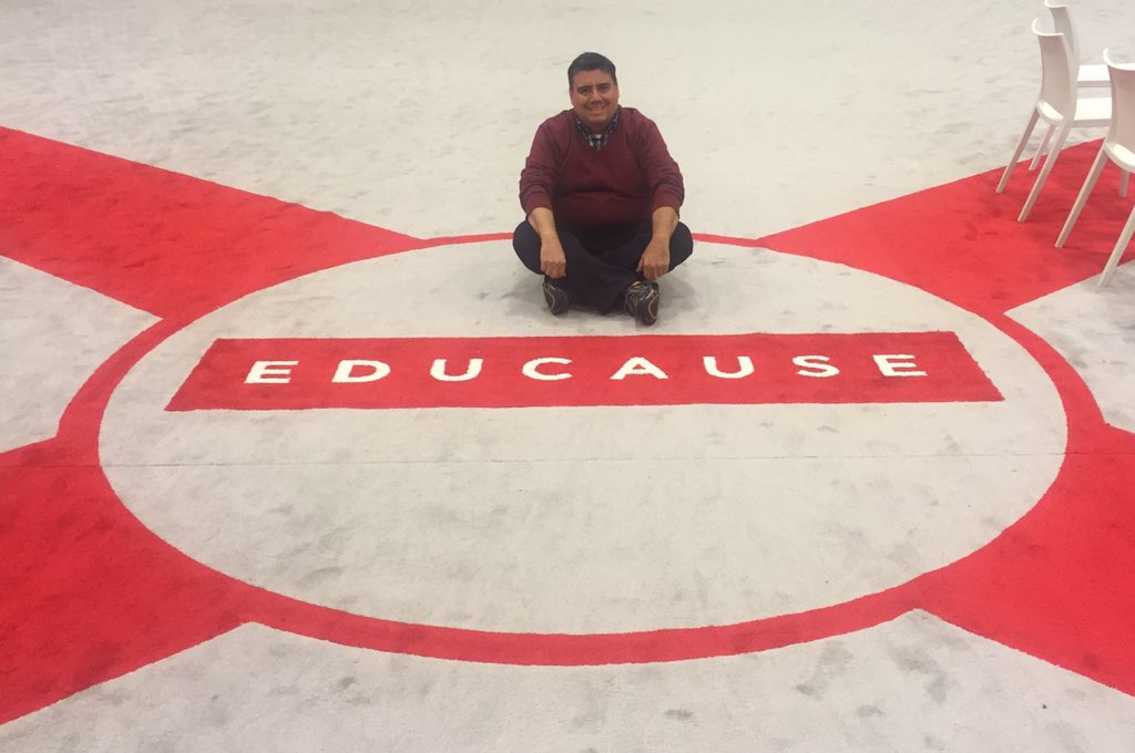 pcastro_chuy's tweet photo. #educause2015 Nice time https://t.co/ilt3BUZ34T