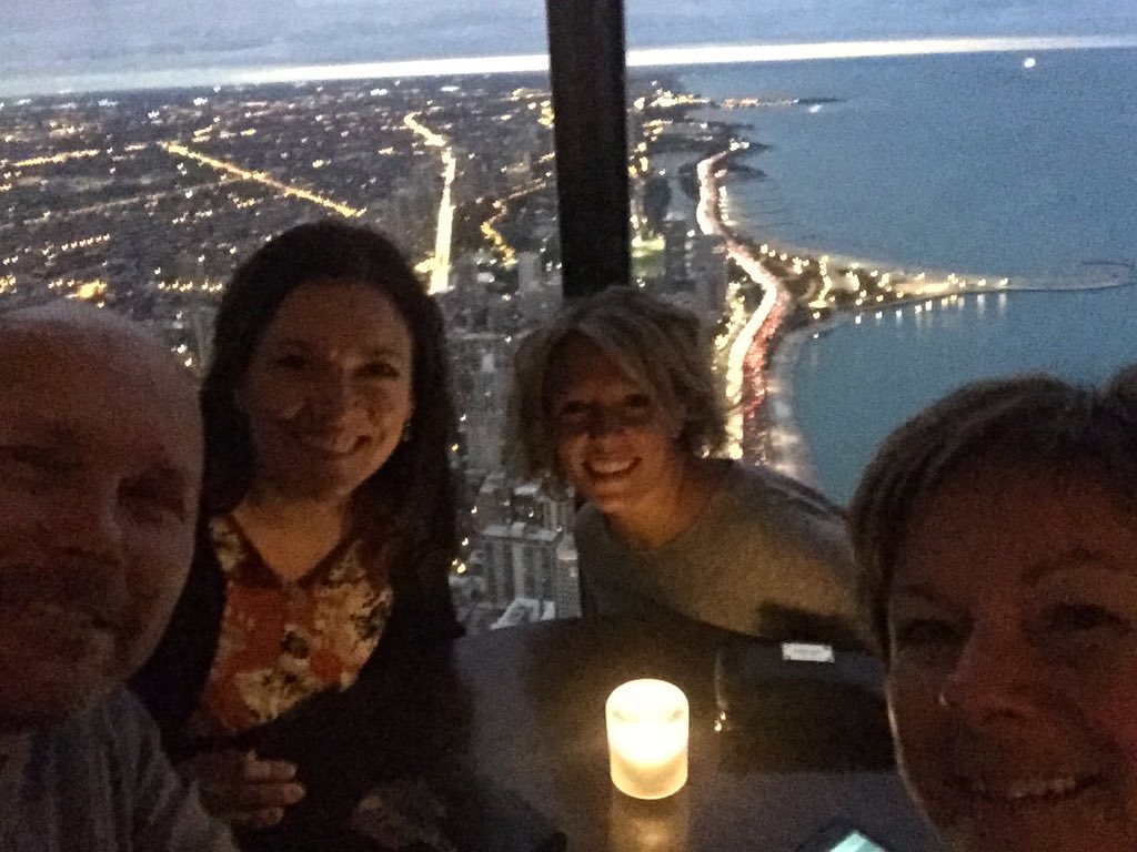 crichshops's tweet photo. Good times with awesome work peeps in #Chicago https://t.co/IZIeIHBP1F