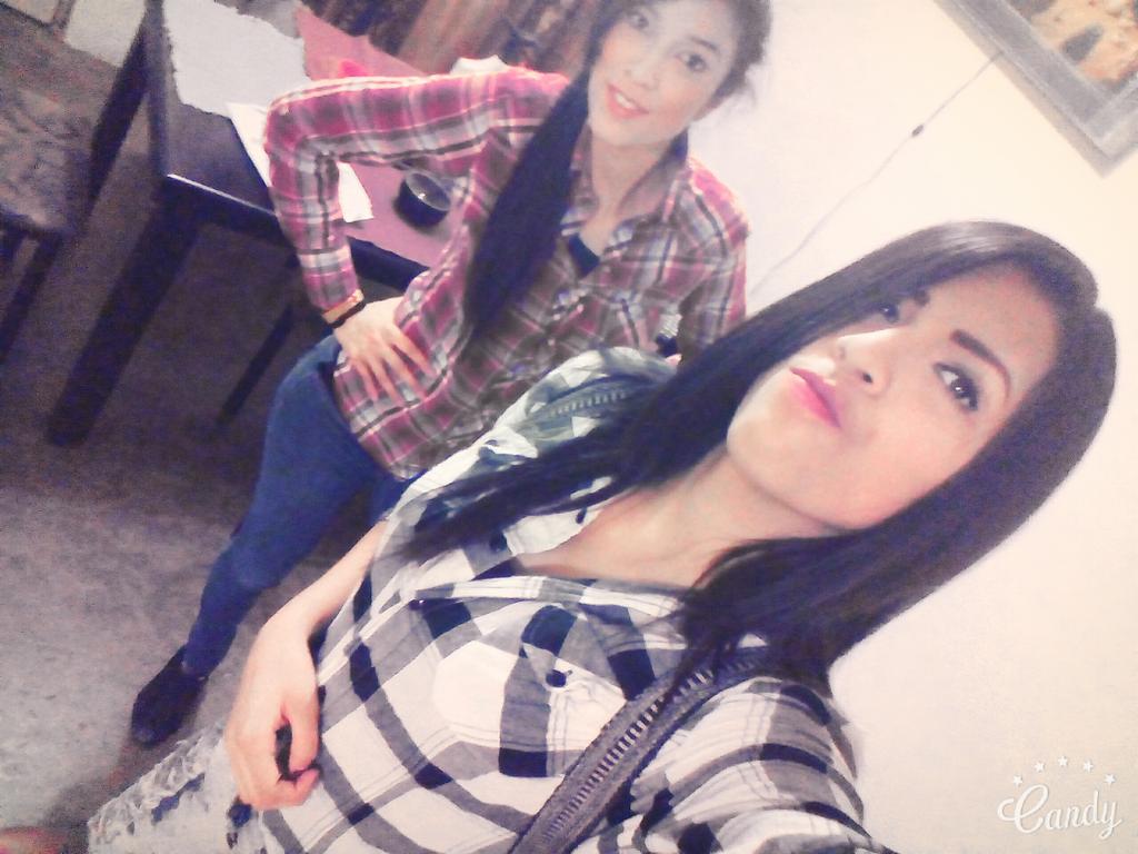 karencch22's tweet photo. Ya estas bien altota mi hermana alondra😂 https://t.co/rCcjugWbKx