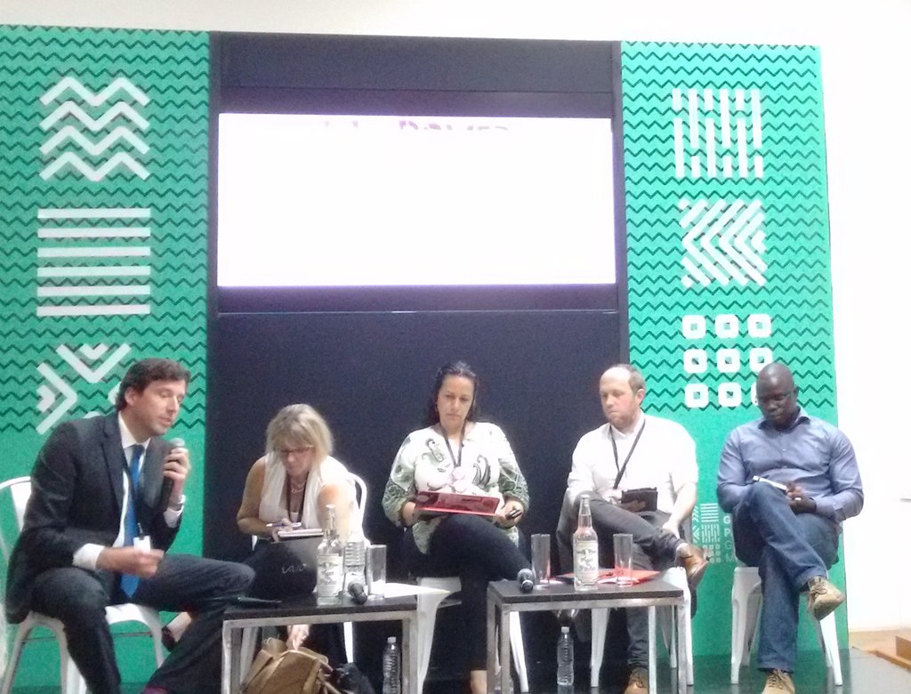 rocio_glez's tweet photo. "Young people are engaged. They just need open spaces" @gavinweale at the #OGP15 #vipcampaign https://t.co/QfkchnDfxK