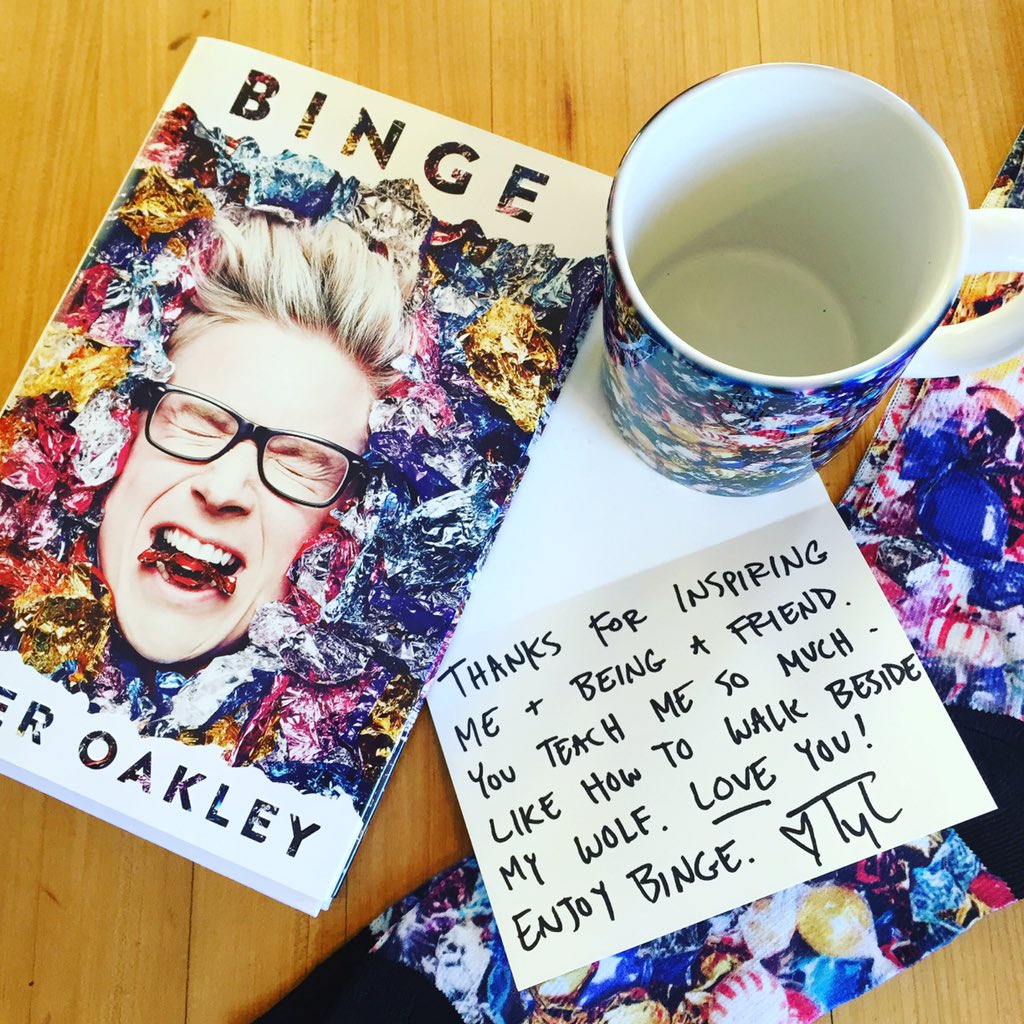 Only @tyleroakley would be dorky enough to send MATCHING SOCKS along with his new book.💛📚💛TylerOakleyBook.com