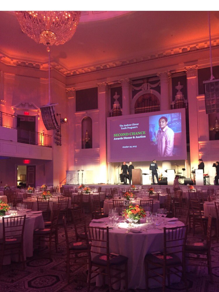 BohemiaSunshine's tweet photo. Scenting the @andrewgloveryouthprogram 2015 Second Chance Awards Dinner &amp; Auction - smells divine. @BohemiaSunshine https://t.co/GKTwTSix2h