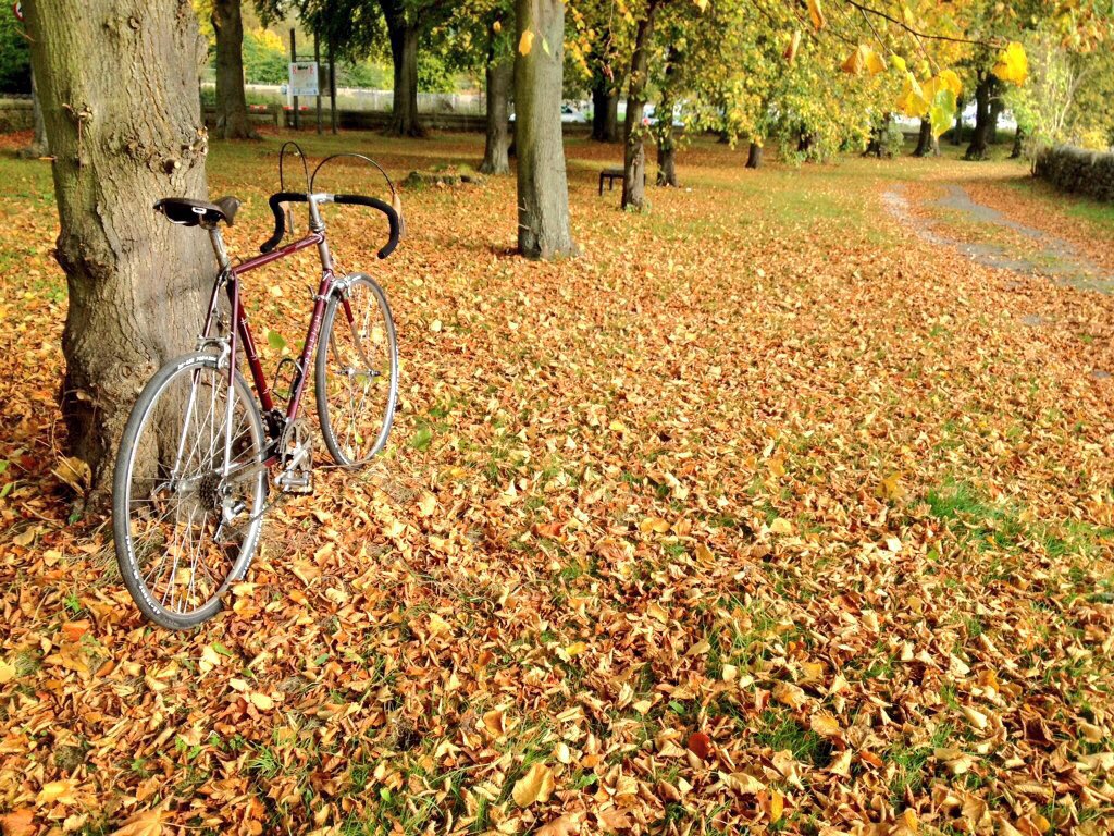 Autumn riding in the #PeakDistrict