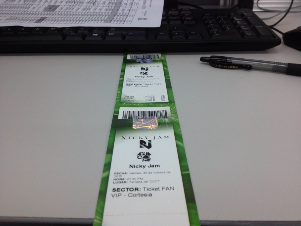 misaedu12's tweet photo. Con mis entradas para @NickyJamPR gracias a @PolarLightVE mañana a vacilar en grande #ModoOnConNickyJam https://t.co/ljZbjnELTH