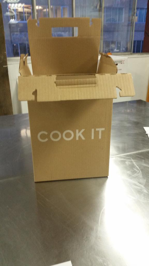 VisitMTL's tweet photo. Enjoying @suopenhouse #soh2015 especially #Chefcookit what a convenient service & the pull pork YUM! #FreakinGood https://t.co/wNpWrU9Oqx