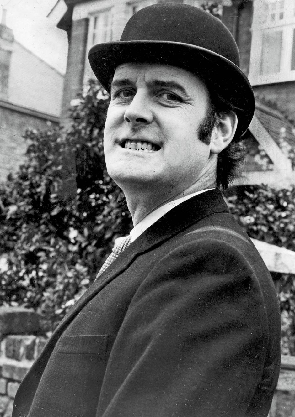 10/27: Happy 76th Birthday 2 actor/writer John Cleese! Stage+FIlm+TV! Monty Python! Basil!  