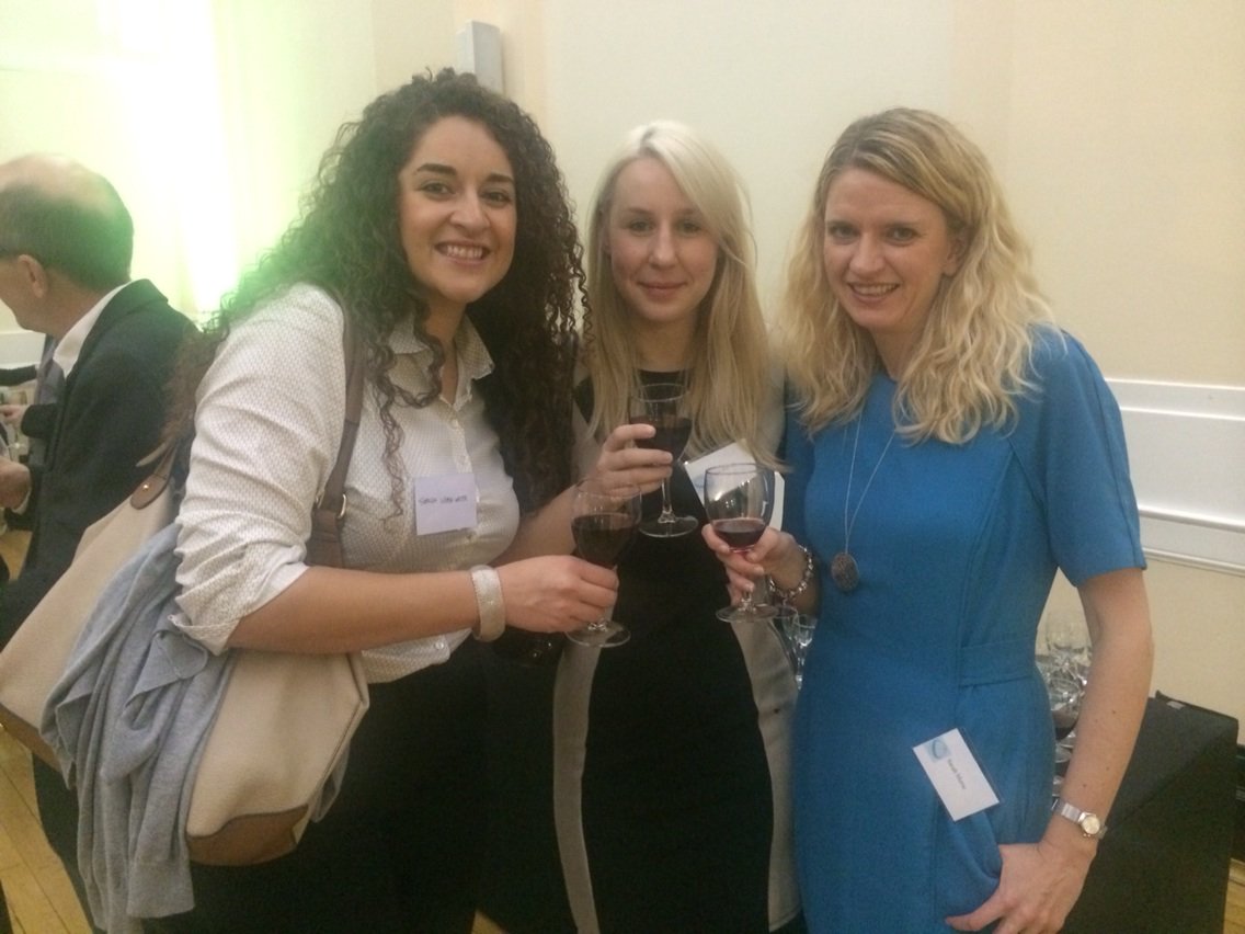 GEL_prep's tweet photo. It's always a pleasure to see Sarah from @TwinEnglish. Thank you to Julian @regentsuni - Fantastic event! #eltfuture https://t.co/BgT93cOsRl