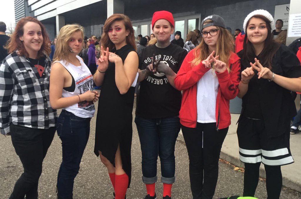 skeletonclique's tweet image. minnesøta clique ::