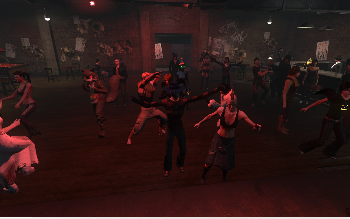 Notes_Nonsense's tweet image. Some pictures from @DJLadyLyra &apos;s birthday party. #NotesCam @radio