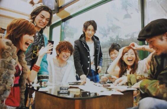 AAA91254228's tweet photo. [AAAテレビ情報]
11/19  19:00~
「ベストヒット歌謡祭2015」

AAAの出演が決定いたしました✨

#AAA好きな人RT https://t.co/lUVclrCyOw