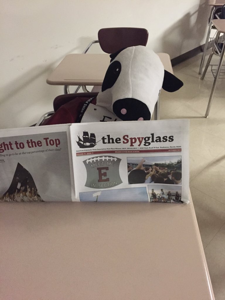 clumpy_BRHS's tweet photo. If you haven't already, check out the latest edition of the Spyglass! Definitely some amazing articles 💀🐮✏️📝 https://t.co/SdzLH24jwx