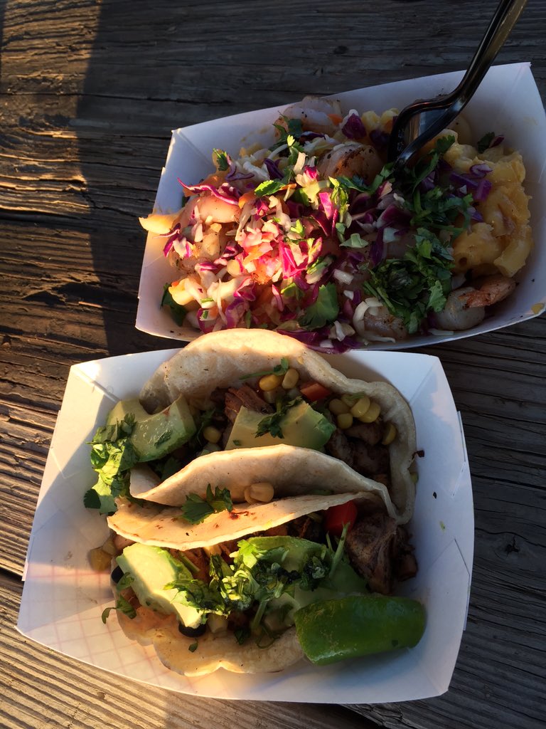ReneeHarney's tweet photo. Feeling Happy #MrNiceGuys taco truth ❤️ https://t.co/XsOvGDqsyv