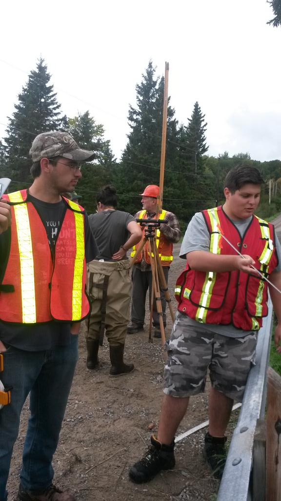 CynMarcinkowski's tweet photo. Jeff looking the part #Fieldcamp2015 https://t.co/W1axbfkwfu
