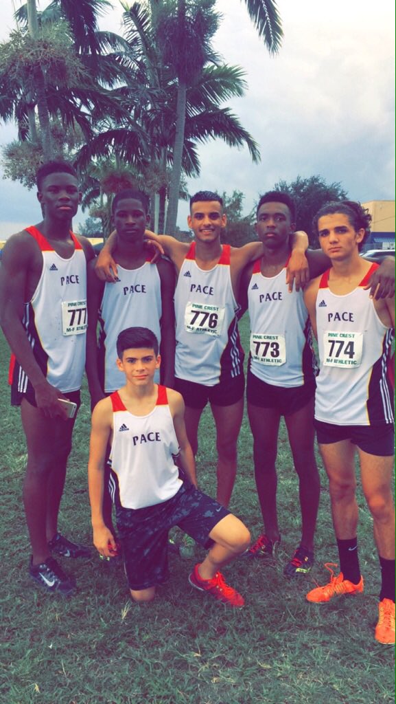 figgy1111's tweet photo. Pace cross country💦.    districts➡️regionals➡️states #pacexc https://t.co/JSWakn2tdP