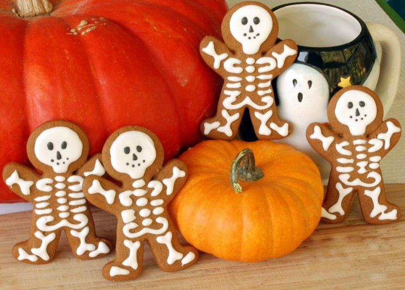 RecipesKawai's tweet photo. Cookies skeletons. Read recipe here >> https://t.co/wsBaTEbFd1 https://t.co/1RusvJZ1mJ