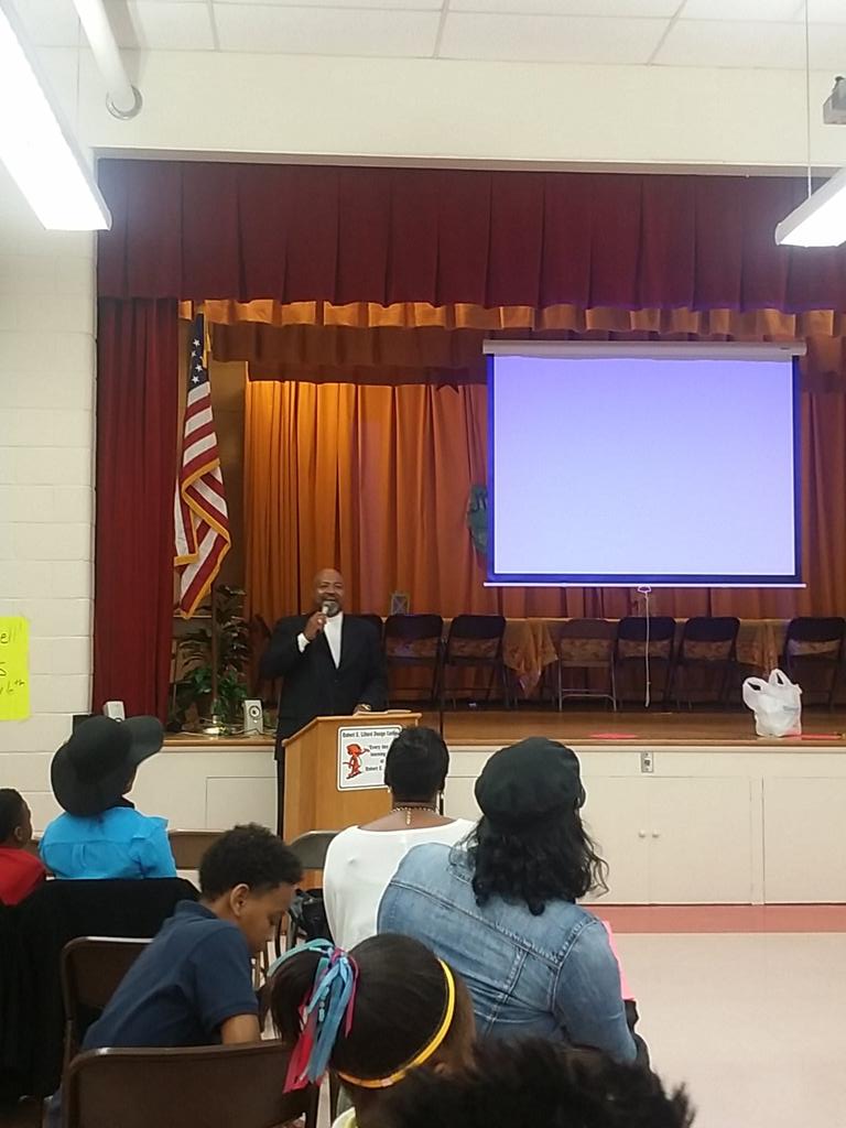 Robert E. Lillard tweet media