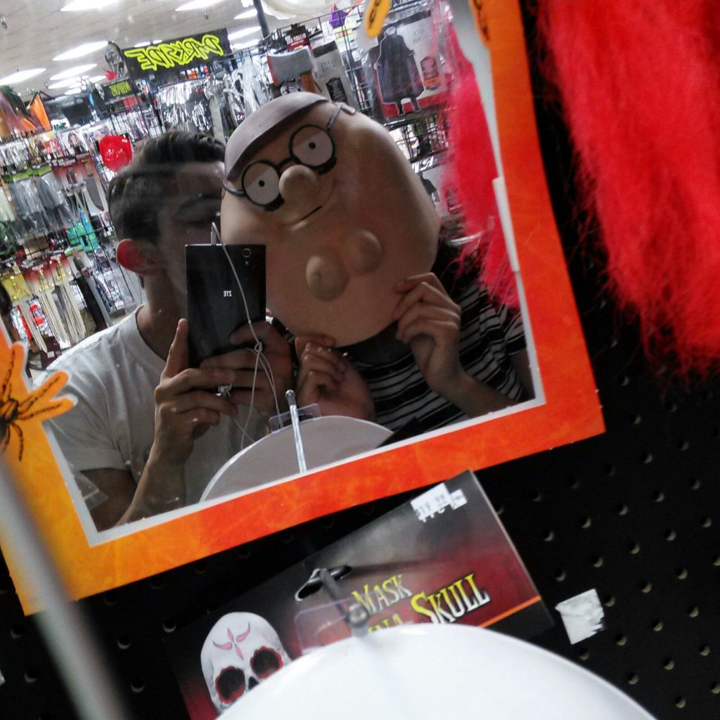 grumpyboyfrnd's tweet image. I miss my girlfriend tbh I miss her very much 😢❤