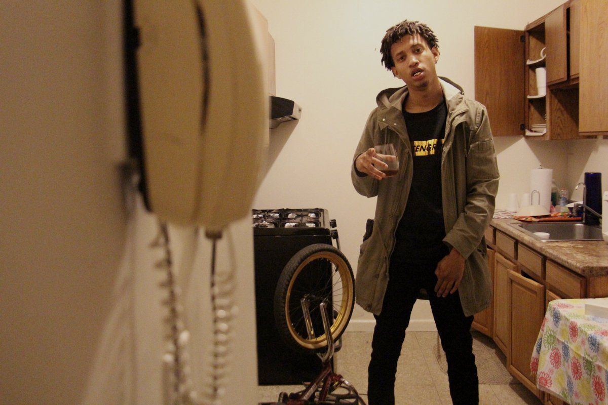 wavyasniggaWF's tweet photo. Working a project with @tonychasespaper FOCUSED video coming soon stay on beat #WAVEfilms x #EZ10 https://t.co/7pz4O1qVVb