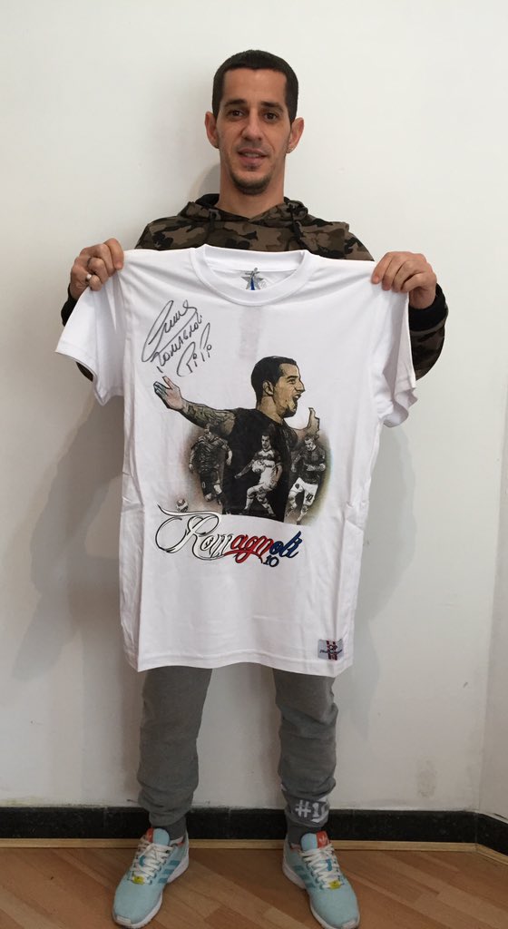 masq1pasion's tweet photo. A no olvidarse q hoy a las 22 HS sorteamos una remera autografiada por el Pipi !!! Seguinos, dale RT y participa. https://t.co/SXNfj4EGSx