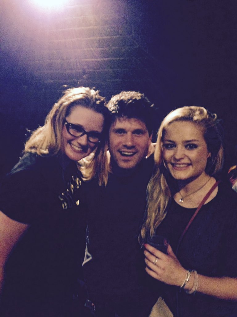 LoisSwinnerton's tweet photo. @SethLakemanNews fantastic gig tonight! Incredible meeting the talented Seth Lakeman #folk #starstruck @QueenEmJayne https://t.co/2DX3tyFxVo