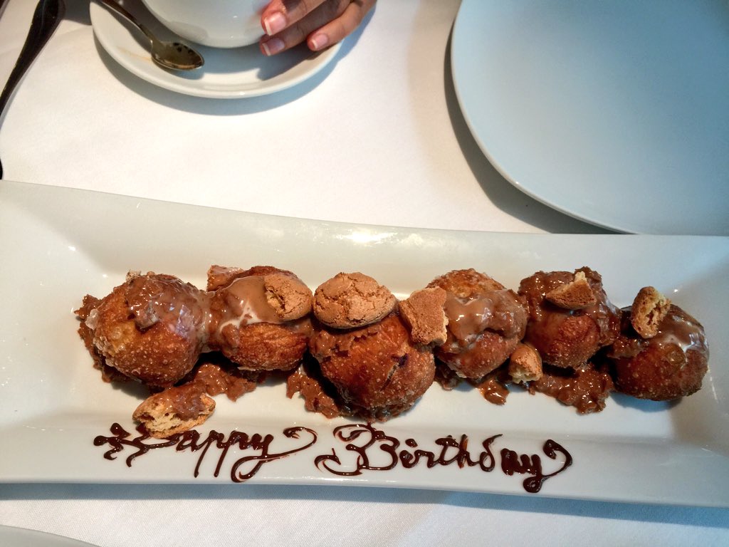 TravelinVancity's tweet image. Made it to @Glowbal_Group #curryprawnrisotto #italiandonuts  #attentiveservice #sotasty #lifeofaconcierge#lovemyjob