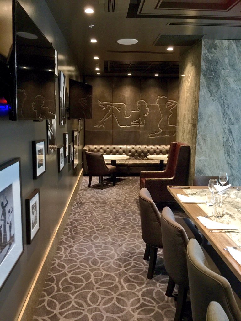 TravelinVancity's tweet image. Made it to @Glowbal_Group #curryprawnrisotto #italiandonuts  #attentiveservice #sotasty #lifeofaconcierge#lovemyjob