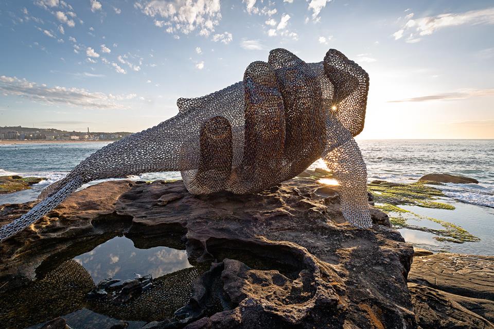 SydneyWaterNews's tweet photo. Congrats to #MichaelVanDam who won the @sculpturebysea @SydneyWaterNews Environmental Sculpture Subsidy.#sxsbondi15 https://t.co/IJ97zlX1Ao