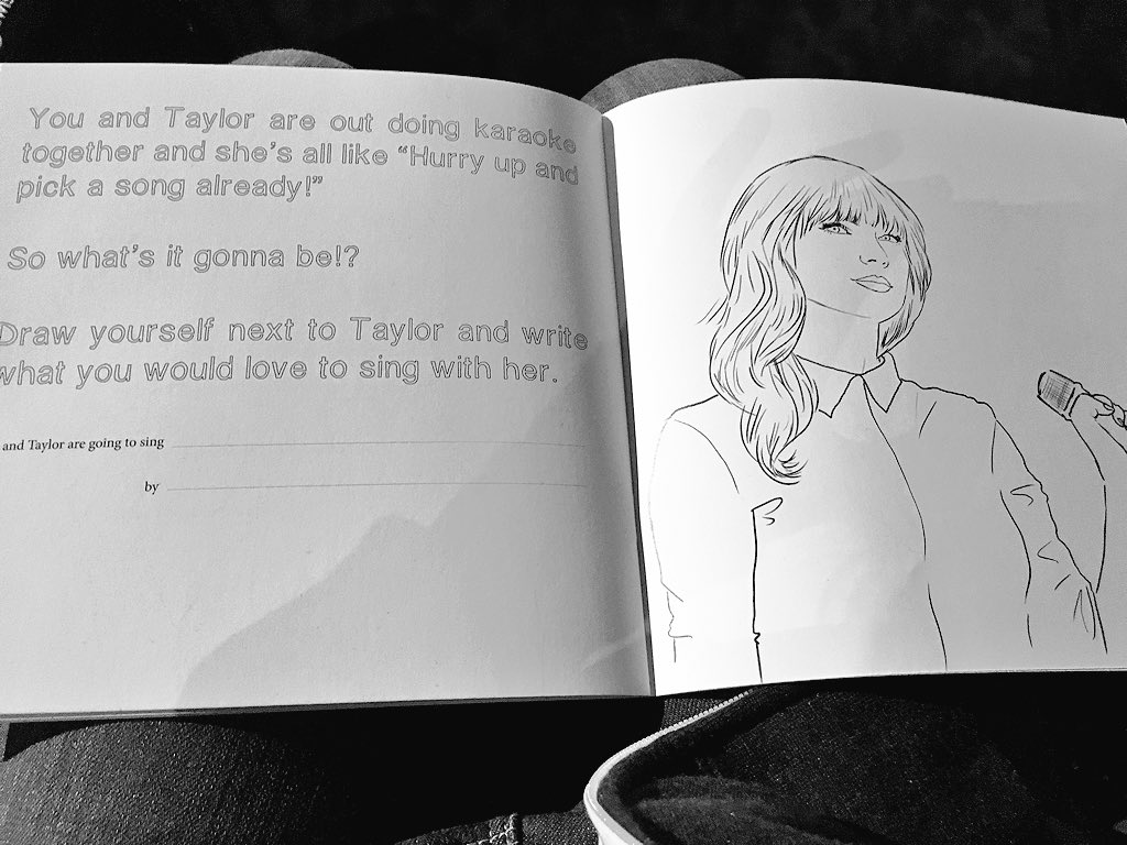 NatashaTheRobot's tweet image. Already excited for the #SwiftSummit afterparty 🎤