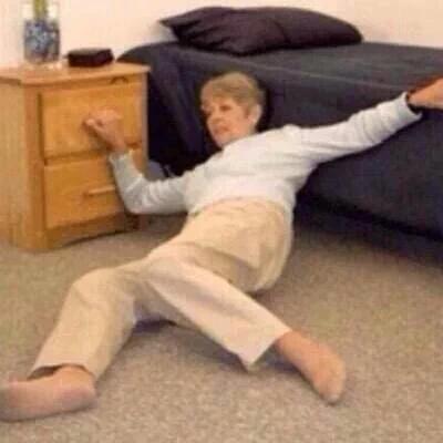 daydreaminrings's tweet image. #TheWayTonight
#ProblemTonight 
#BreakFreeTonight 
#OneLastTimeTonight 
#FocusTonight 
Socorro, não tô bem