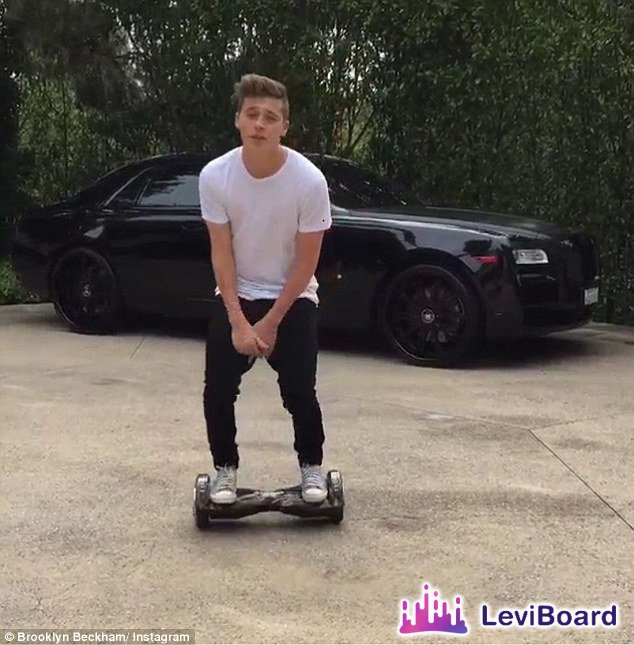 leviboard1's tweet image. He's seriously enjoying this #personaltransporter ! Get your #LeviBoard now.