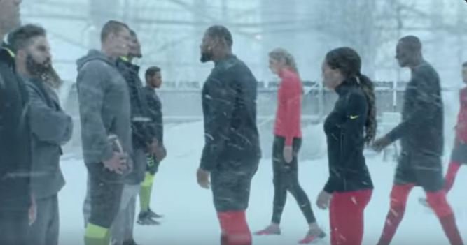 NFL Memes on "VIDEO: Gronk, OBJ and Big Ben among 21 athletes staring in new "Snow Day" commercial. https://t.co/rMERYVWvMr https://t.co/e7vU2Qw5KB" / Twitter