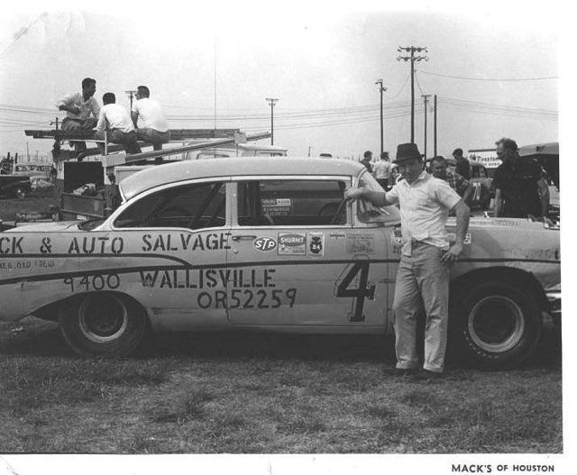 gracietrotter11's tweet photo. #tbt my grandpa Tracy Trotter #racing #tracklife #motorsport #throwbackracing #nascar #win #Texas #cars #speed #dig https://t.co/VuPLqwHMau