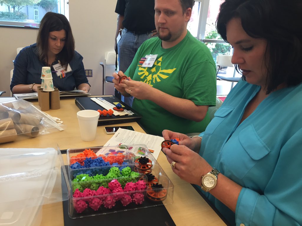 sarahwcardwell's tweet photo. Awesome to see folks playing during our #makerspace session @FridayInstitute #CDLi2015 @w_londonm https://t.co/RUN366IJCU