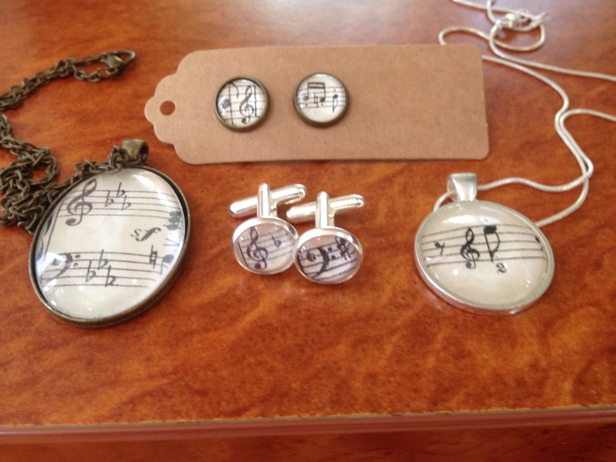Queenscliff Music Festival specials: Music earrings, cufflinks, pendants from just $30 #visitqueensclifflonsdale