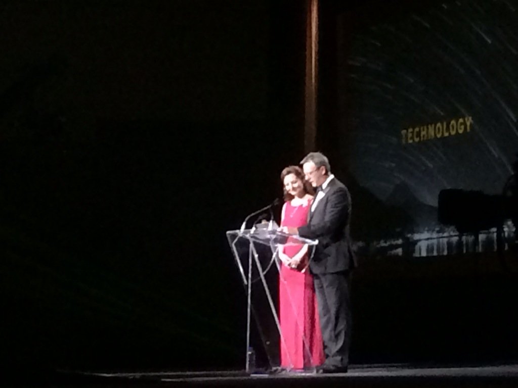#EOYOntario Ken MacLeod, CEO TEC Canada presents Technogy EoY Award to Neil Cawse - Geotab. Congrats!