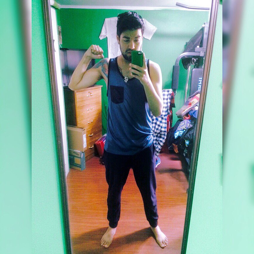 AaronAlfredo's tweet photo. #modovagabundo https://t.co/bR0hq6T51D