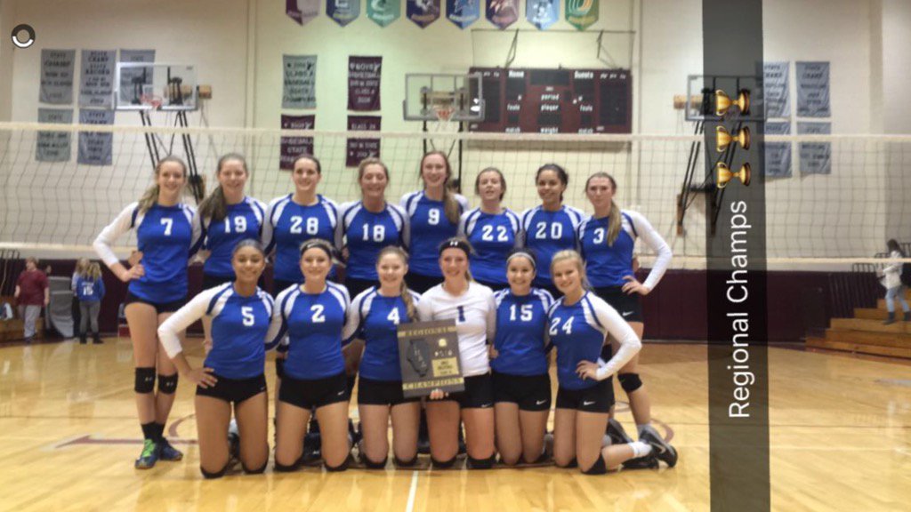RoseScudder's tweet photo. Regional Champions baby!!!! Hellz yea!!!! 😆✊⚪️🔵⚪️🔵👏🙏🚀😍😘 #LimestoneRockets #Champs https://t.co/OZvRr7A3ty