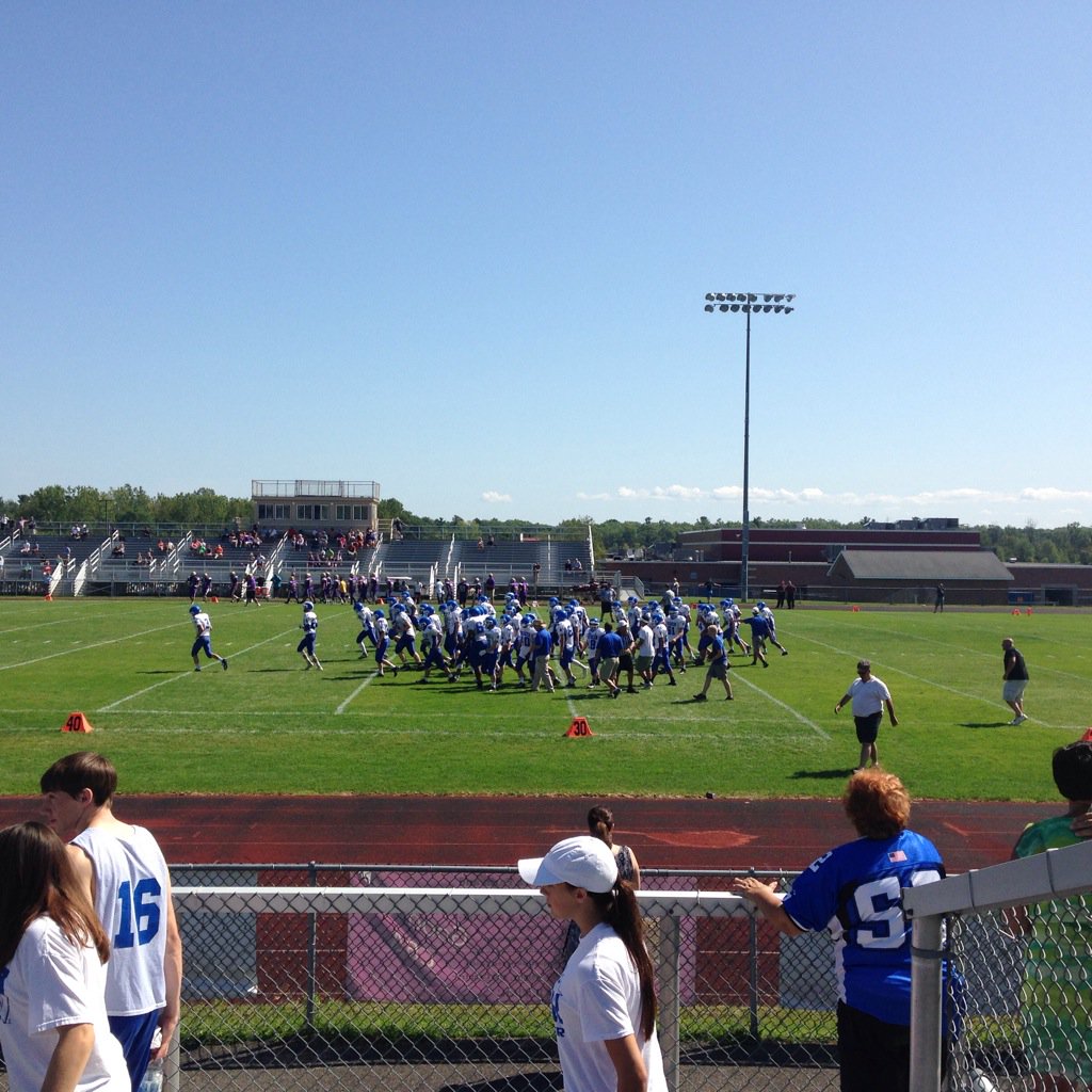 SefaToutai's tweet photo. I just wants to say, I am honored to be part of this Shaker JV football team!! Great season and gonna miss practice! https://t.co/pAJ3sZHGjG