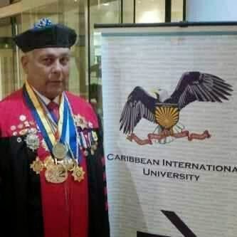 NowVisionNews's tweet photo. El Dr Ladron Cantinas  @PedroCarreno_e https://t.co/egfPRlaQgq