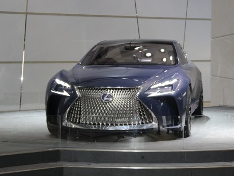 detikcom's tweet image. LF-FC, Mobil Super Canggih Lexus de.tk/VRTmi9 via @detikOto