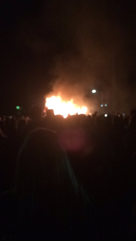 eschwifty's tweet photo. Come out to the bonfire for homecoming by the coliseum❤️ #msucc11 https://t.co/pdmlsI8l3O