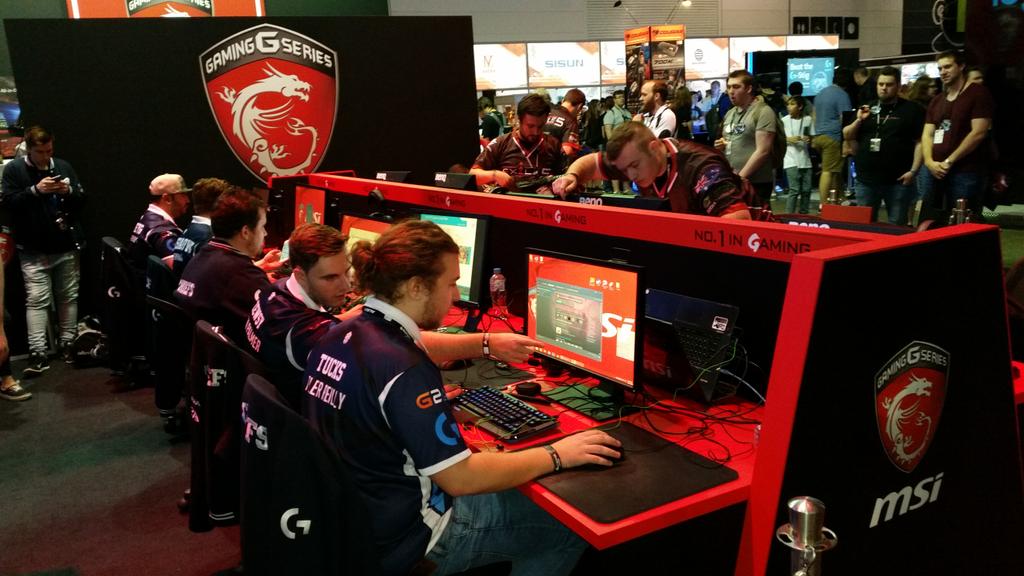 burnoutfighter's tweet photo. Shoutouts to the @MSiAUS section at @paxaus for their 5v5 setup! Cc:@xsplit partner get hype! https://t.co/l4Td3QNIDr