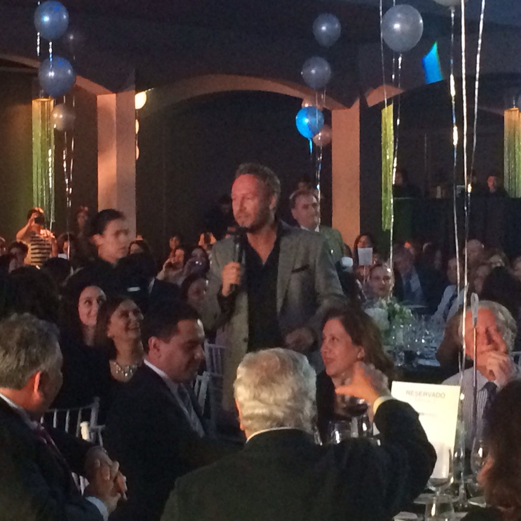 Artistasyshows's tweet image. @ArtistasdeChile:Felicitaciones a @rubionatural por su gran animación en aniversario #adsmundo