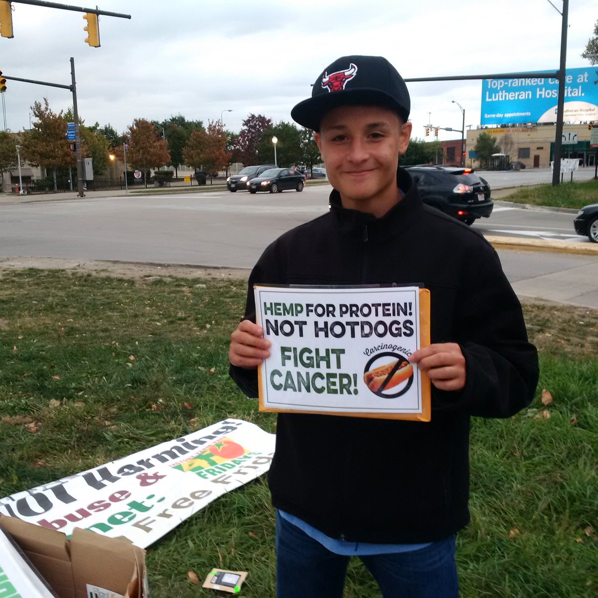 ecowatchdogg's tweet photo. #PlantProtein needs fully affirmed in federal law! Destigmatize #hemp with #HempMenu and redcuce carcinogen threats! https://t.co/51bhednvjU