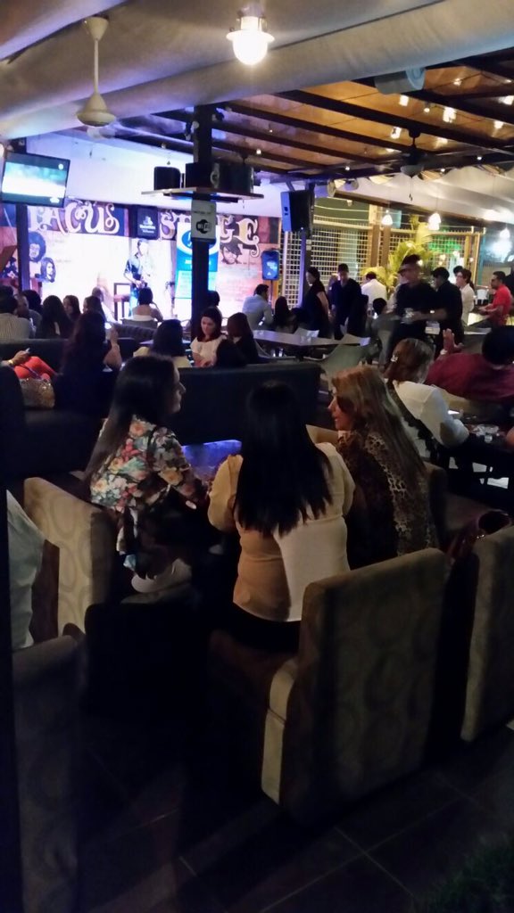 JacuCafe's tweet photo. Los jueves son de #LadiesNight https://t.co/a4sRPorFZK
